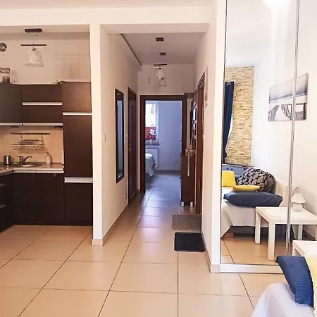 Apartment Pinea15 *